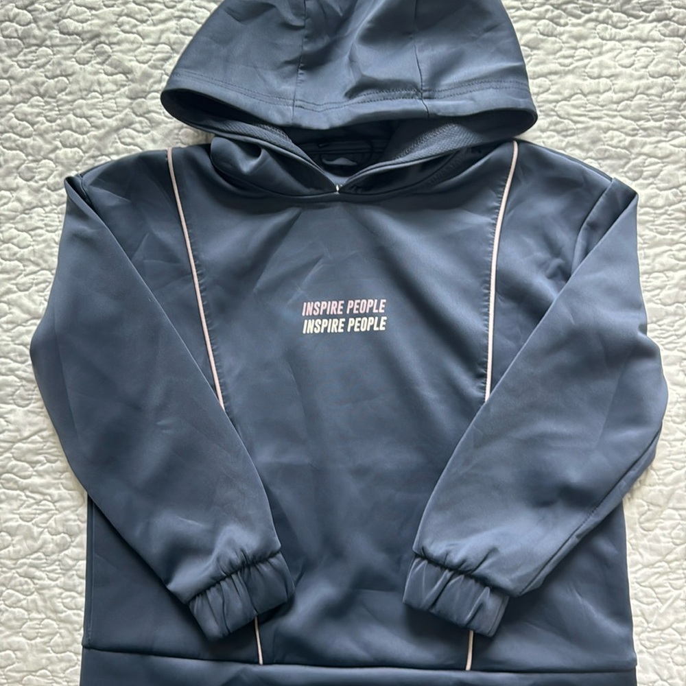Zara girls hoodie. Size 8.